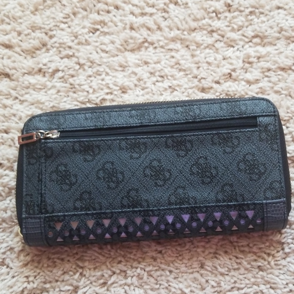 Wallet - Picture 2 of 3